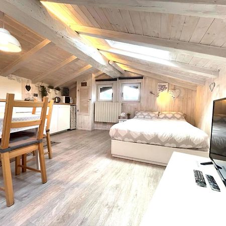 Il Piccolo Loft Nel Cuore Antico Di Aosta - You & Me Case Vacanza Екстериор снимка