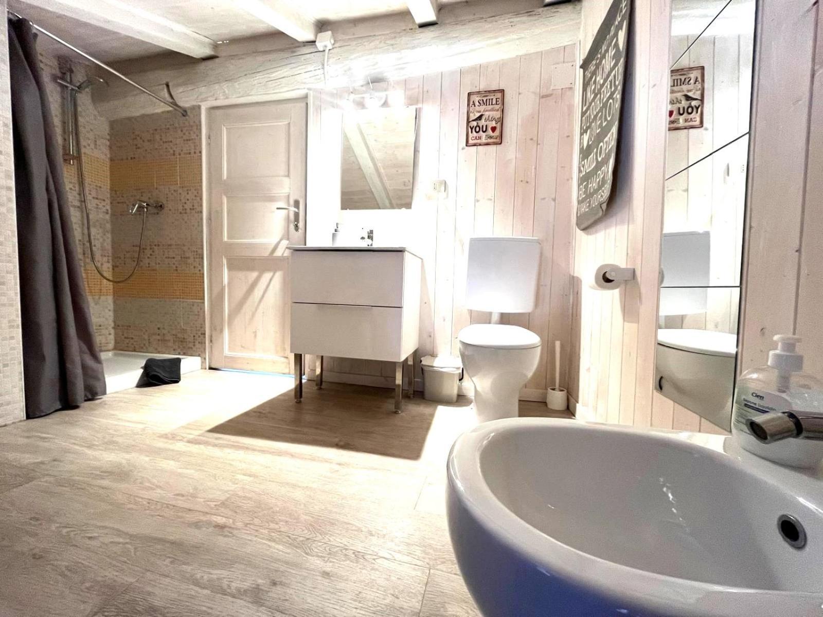 Il Piccolo Loft Nel Cuore Antico Di Aosta - You & Me Case Vacanza Екстериор снимка