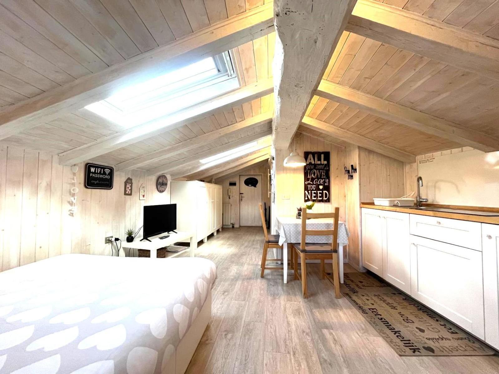 Il Piccolo Loft Nel Cuore Antico Di Aosta - You & Me Case Vacanza Екстериор снимка